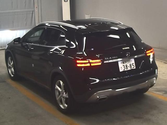 MERCEDES BENZ GLA CLASS 2017