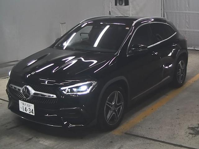 MERCEDES BENZ GLA CLASS 2023