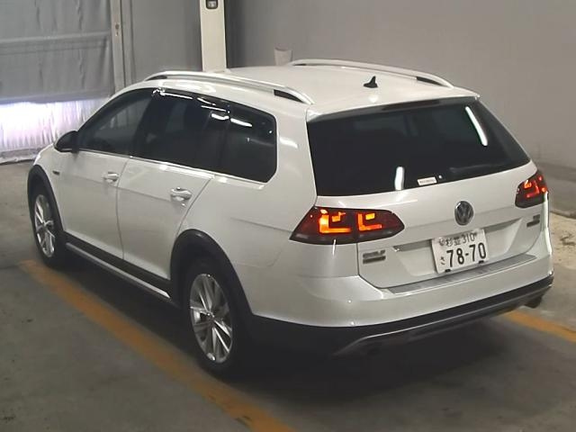 VOLKSWAGEN GOLF ALLTRACK 2016