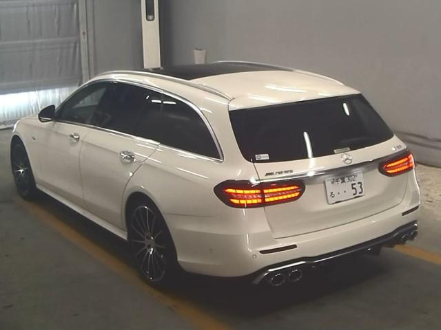 MERCEDES BENZ AMG 2024