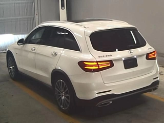MERCEDES BENZ GLC CLASS 2016