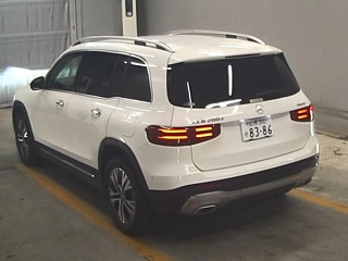 MERCEDES BENZ GLB 2024