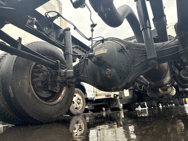 MITSUBISHI CANTER 2015