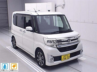 DAIHATSU TANTO 2014