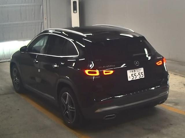 MERCEDES BENZ GLA CLASS 2020