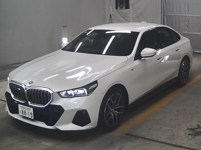 BMW 5 SERIES 2024