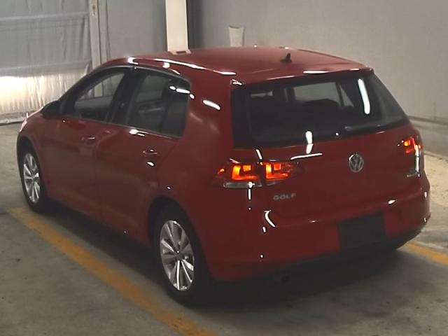 VOLKSWAGEN GOLF 2015