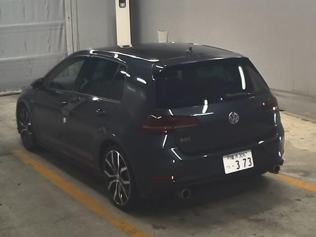 VOLKSWAGEN GOLF 2019