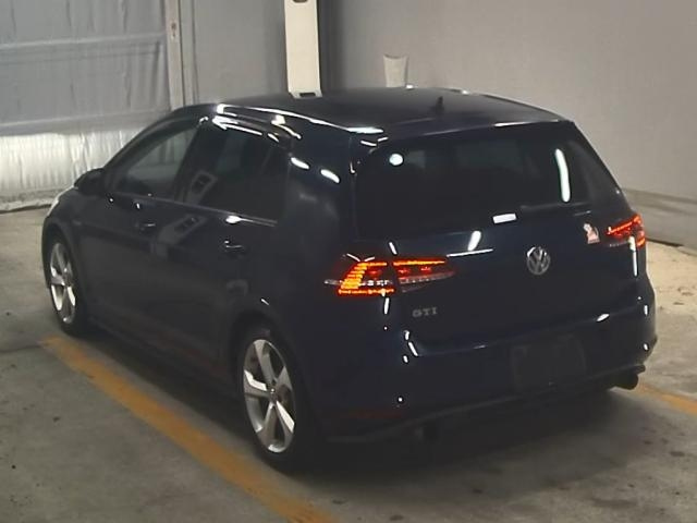 VOLKSWAGEN GOLF 2014