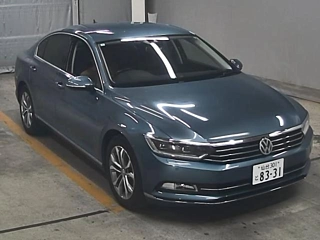 VOLKSWAGEN PASSAT VARIANT 2015