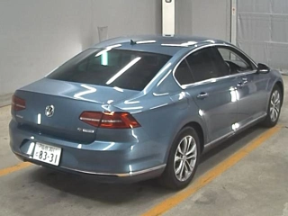 VOLKSWAGEN PASSAT VARIANT 2015