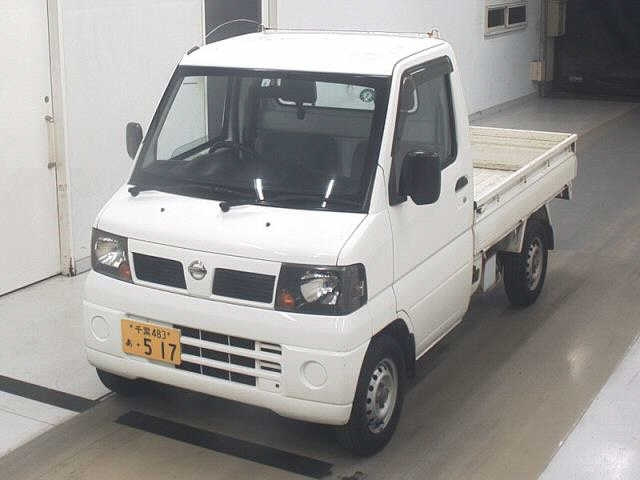 NISSAN CLIPPER TRUCK 2010