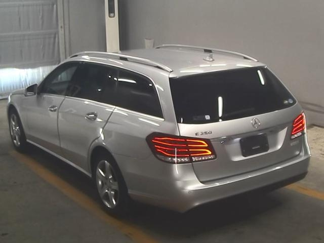 MERCEDES BENZ E CLASS WAGON 2015