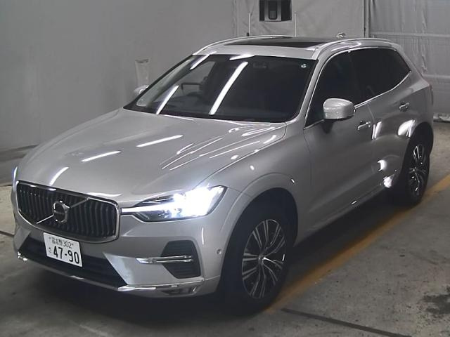 VOLVO XC60 2021