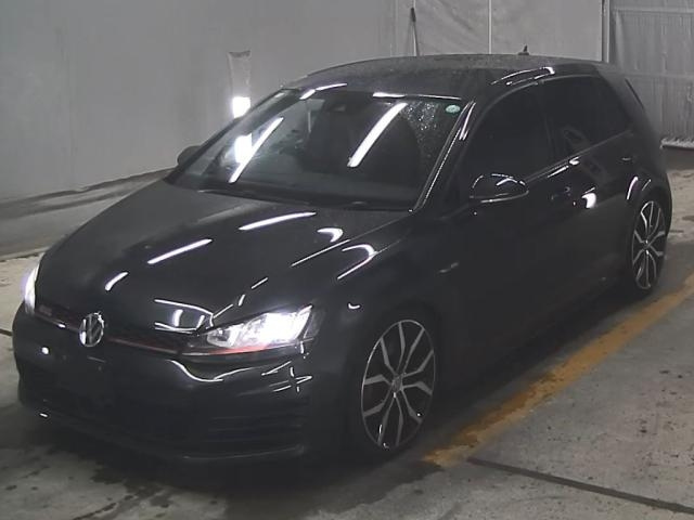 VOLKSWAGEN GOLF 2014