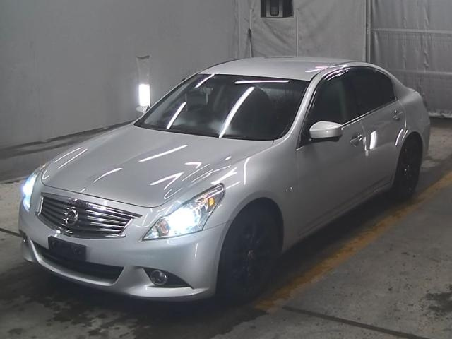 NISSAN SKYLINE 2010