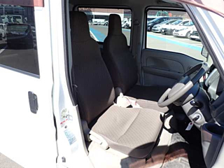 MITSUBISHI MINICAB VAN 2017