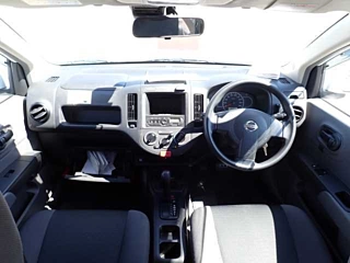 NISSAN AD 2020