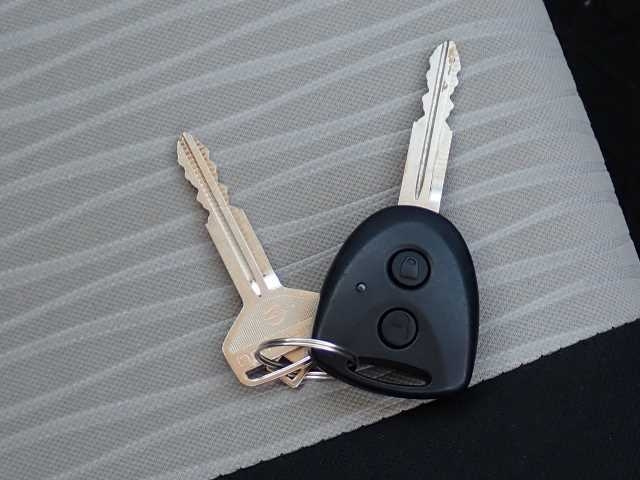 DAIHATSU MIRA E S 2019