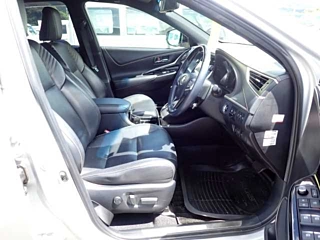 TOYOTA HARRIER 2018