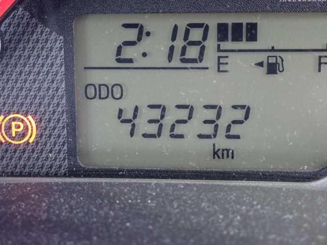 TOYOTA COROLLA AXIO 2016