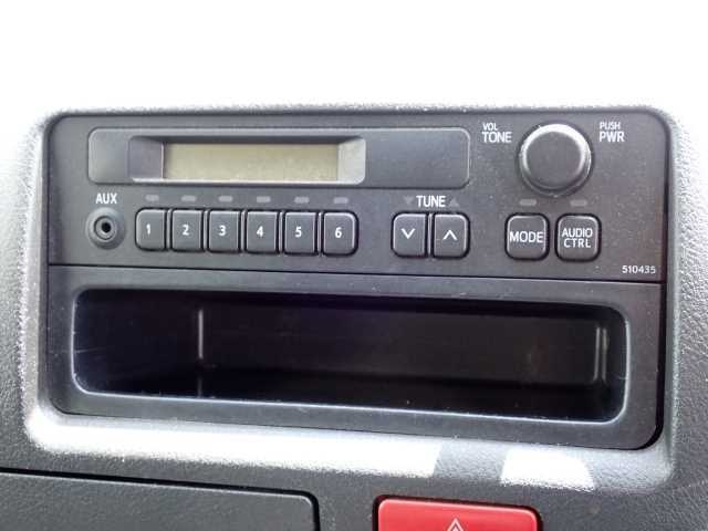 TOYOTA HIACE VAN 2020