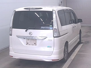 NISSAN SERENA 2013