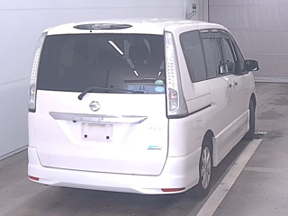 NISSAN SERENA 2013
