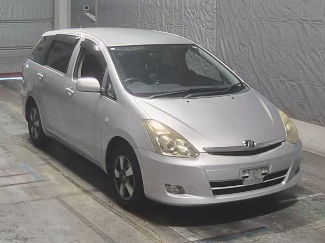 TOYOTA WISH 2008