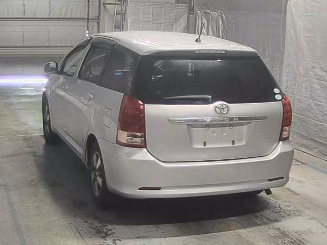 TOYOTA WISH 2008