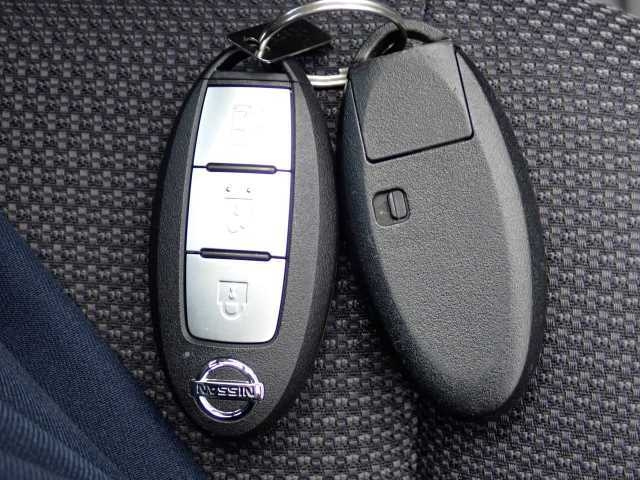 NISSAN SERENA 2016