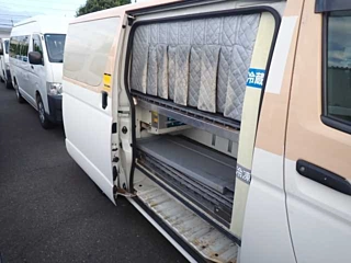 TOYOTA HIACE VAN 2012