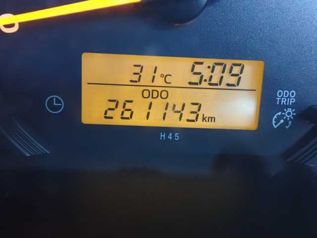 TOYOTA HIACE VAN 2017