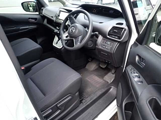NISSAN SERENA 2016