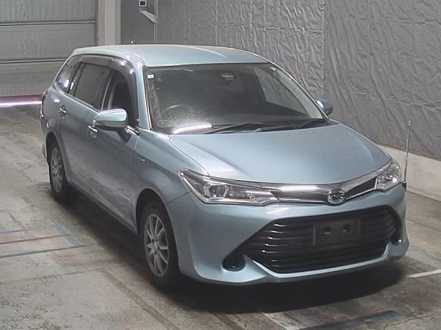 TOYOTA COROLLA FIELDER 2015