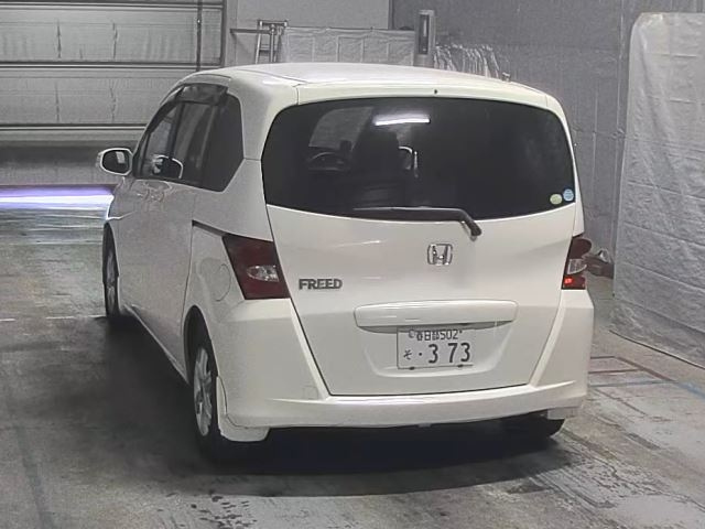 HONDA FREED 2009