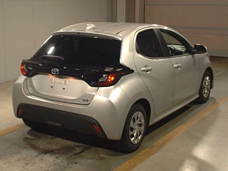 Заказать TOYOTA YARIS