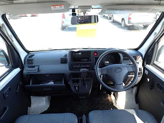 DAIHATSU HIJET VAN 2013