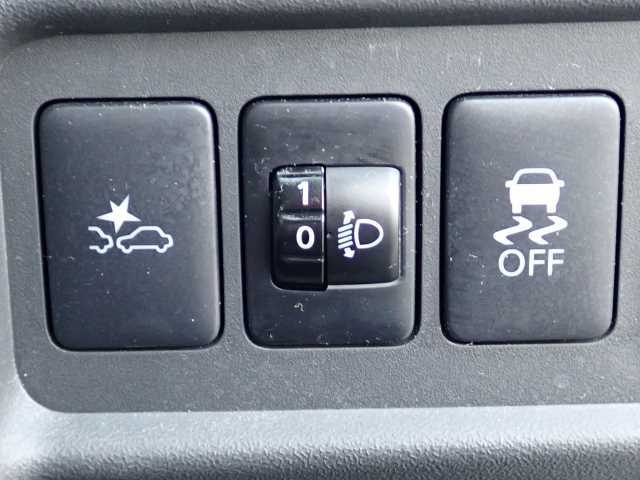 MITSUBISHI MIRAGE 2020