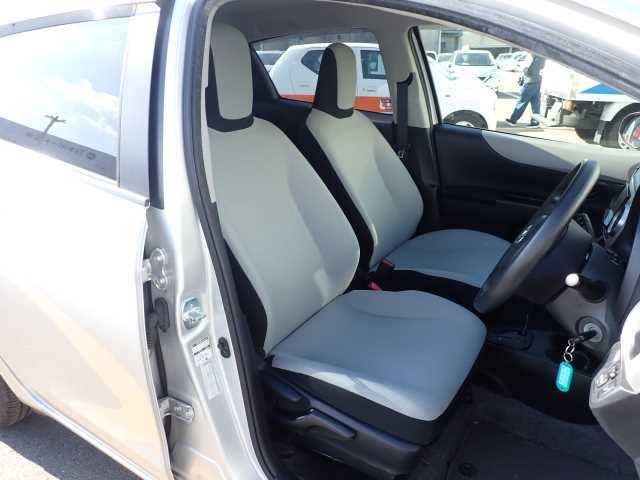 TOYOTA VITZ 2014