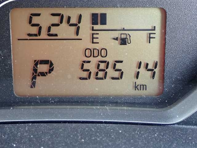 TOYOTA VITZ 2014