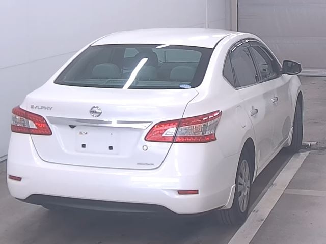 NISSAN SYLPHY 2015