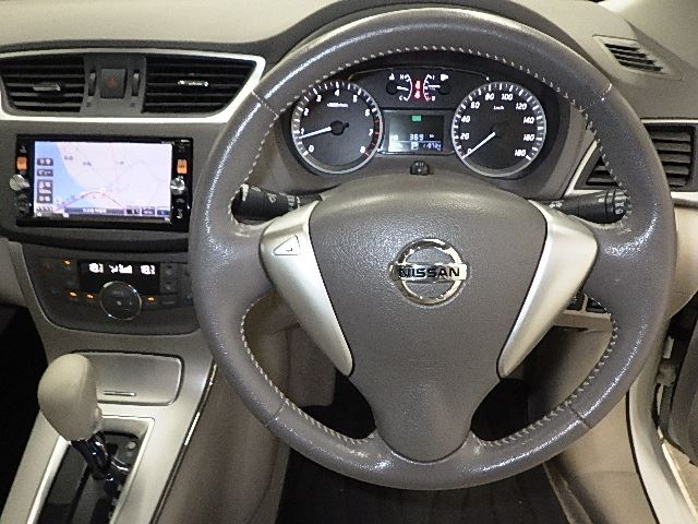 NISSAN SYLPHY 2015
