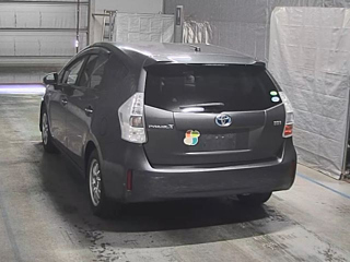 TOYOTA PRIUS ALPHA 2014