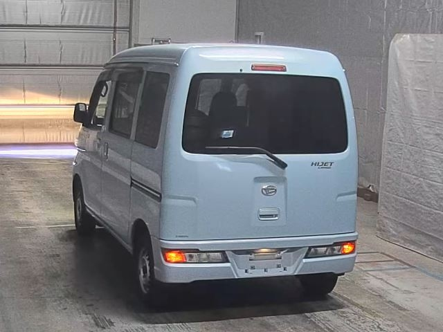 DAIHATSU HIJET VAN 2021
