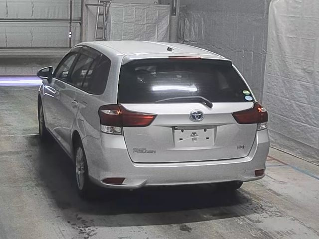 TOYOTA COROLLA FIELDER 2020