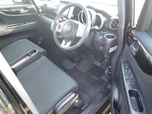 HONDA N BOX 2017