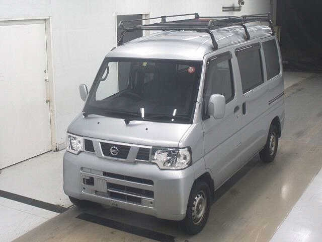 NISSAN CLIPPER VAN 2013
