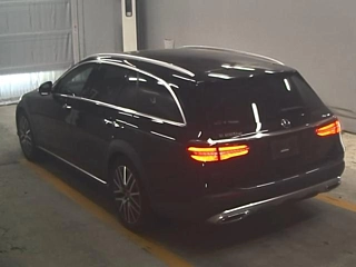 MERCEDES BENZ E CLASS WAGON 2020