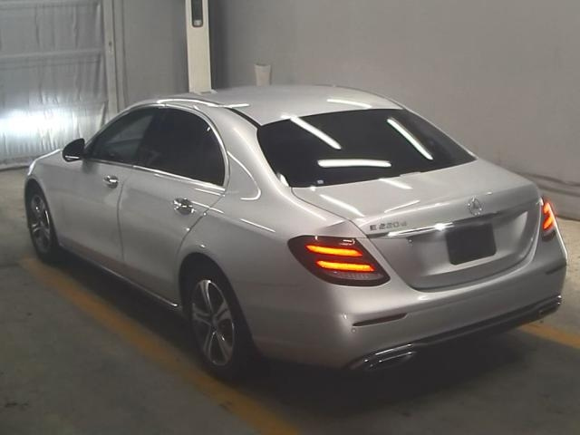 MERCEDES BENZ E CLASS 2016